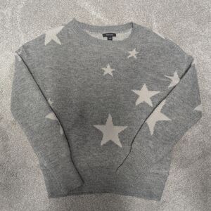 RW&Co. Heather Gray Knit Top